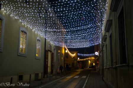 Praznične lučke že gorijo 1